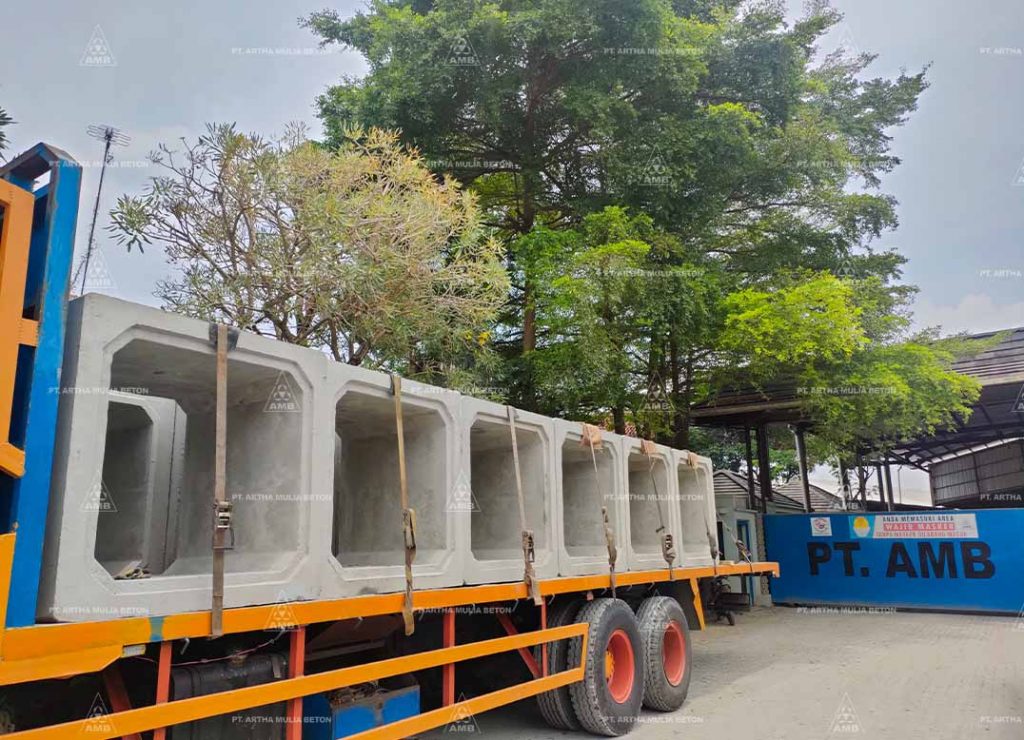 Pengiriman produk box culvert PT Artha Mulia Beton